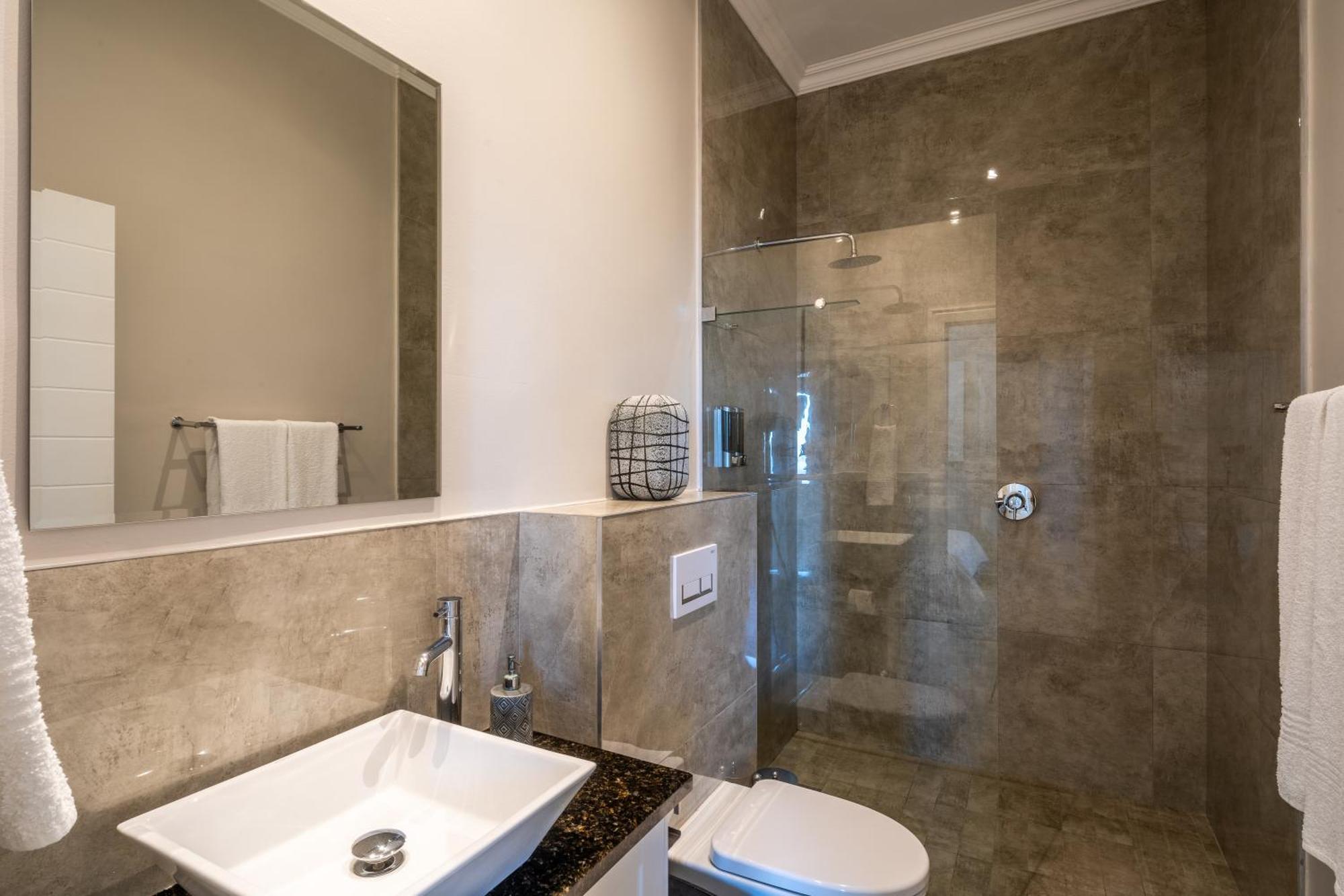 Seashore 2 Bedroom Luxury Unit - Breakwaters Haven Knysna Dış mekan fotoğraf